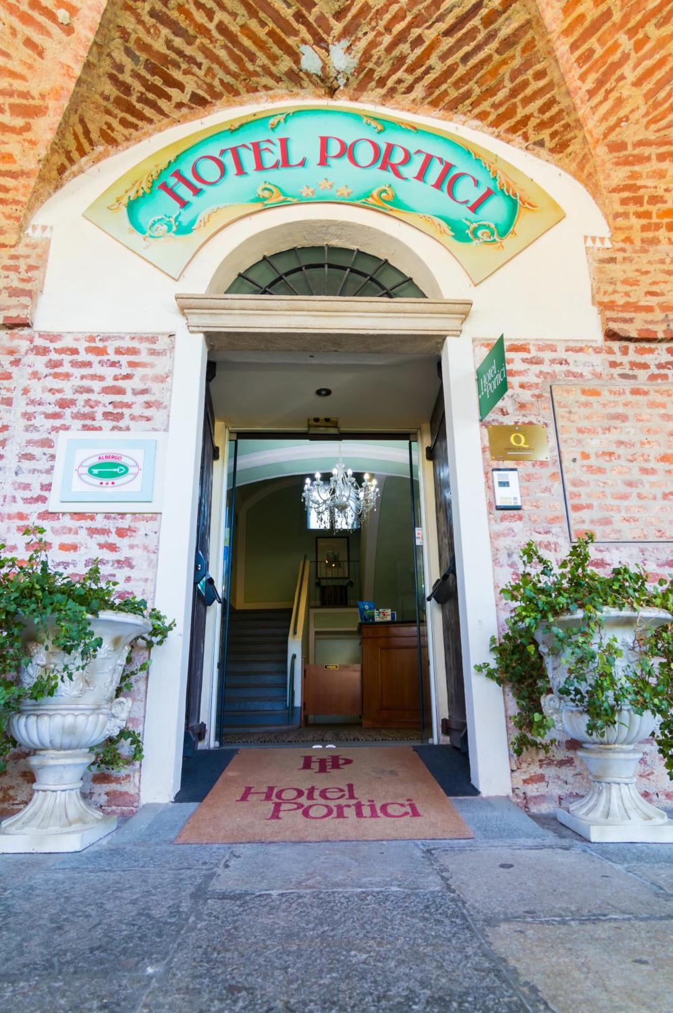 Hotel Portici Vicoforte Εξωτερικό φωτογραφία