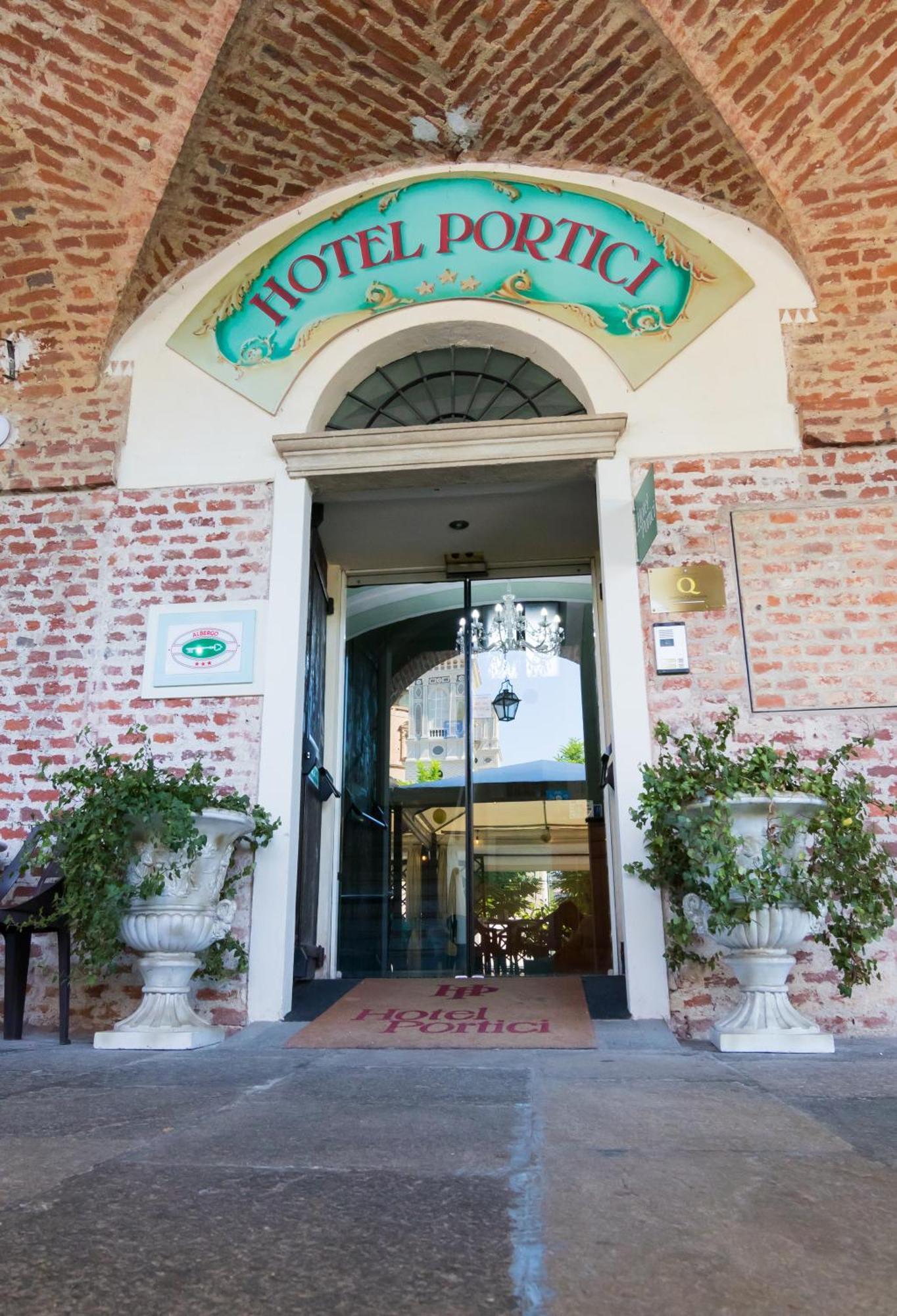 Hotel Portici Vicoforte Εξωτερικό φωτογραφία